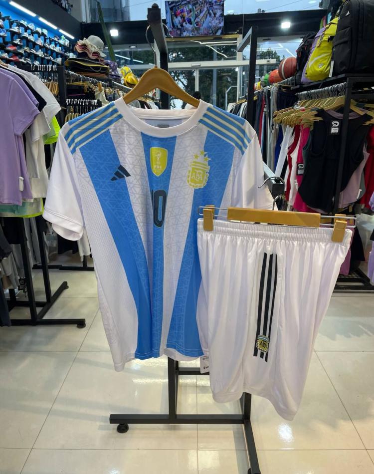 پیراهن شورت اول آرژانتین
