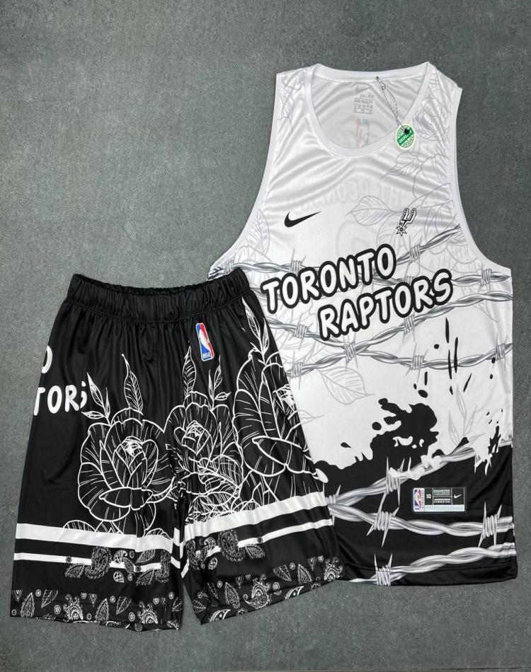 ست-بسکتبالی-TORONTO