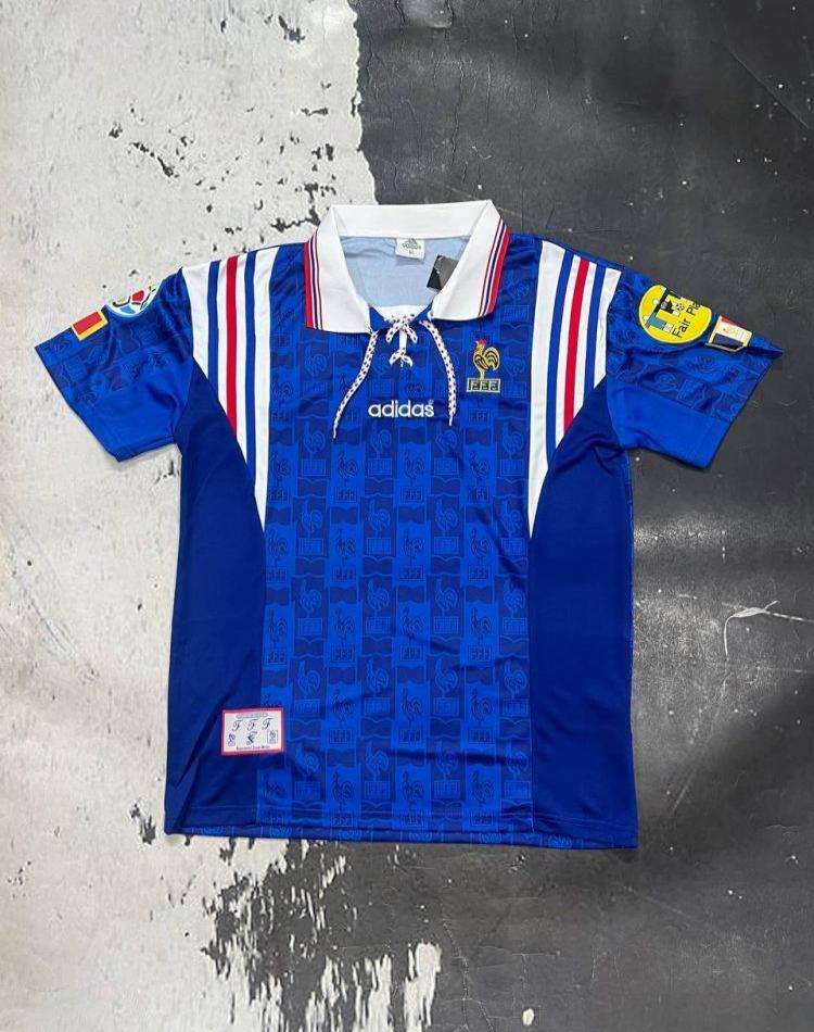 کیت اول فرانسه 1996 ورژن پلیری