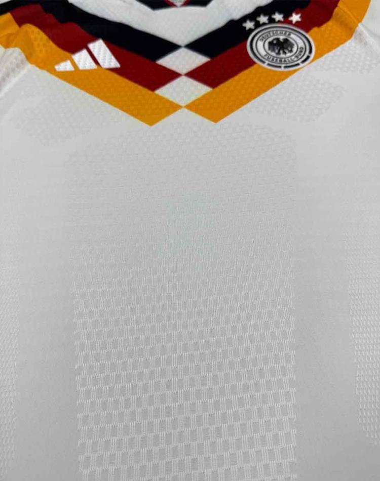 کیت-اول-آلمان-2026-ورژن-پلیری