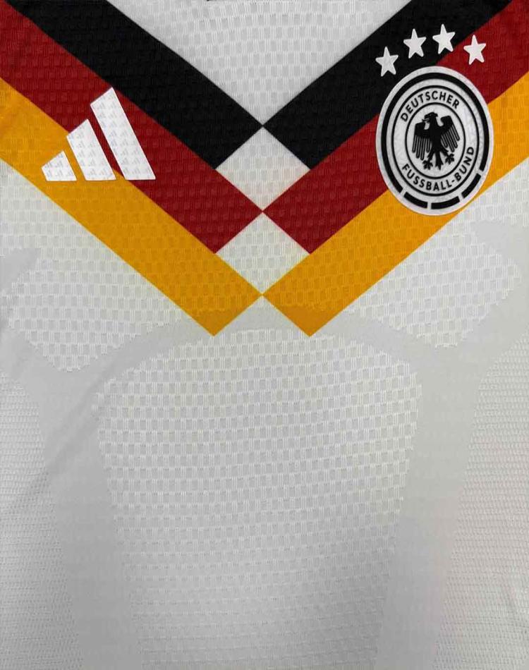 کیت-اول-آلمان-2026-ورژن-پلیری