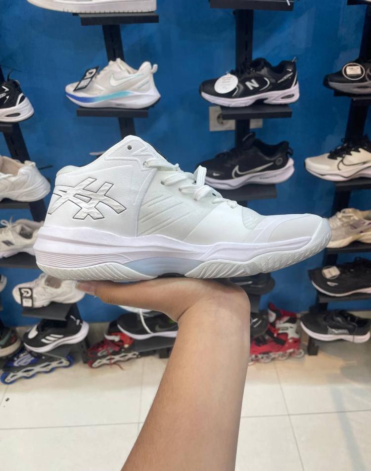 کفش-اسیکس-اسکای-الایت-میانه--مستر