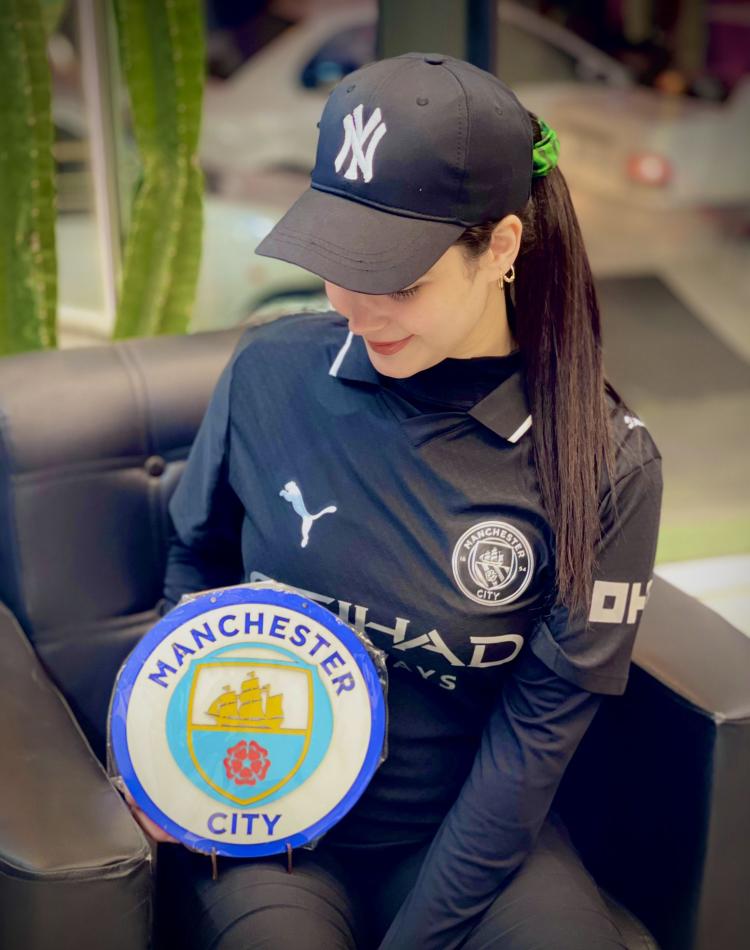 742-لوگو-باشگاهی-انگلیس